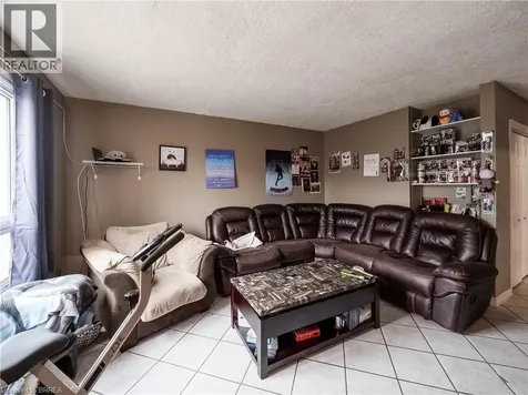 84 Sheridan Street Brantford ON N3T 2R4