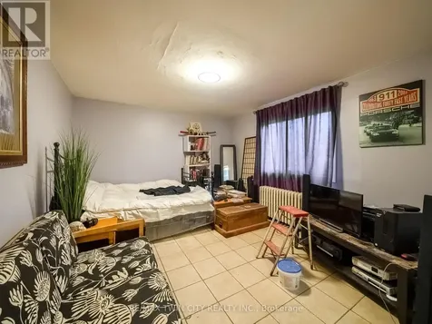 84 Sheridan Street Brantford ON N3T 2R4
