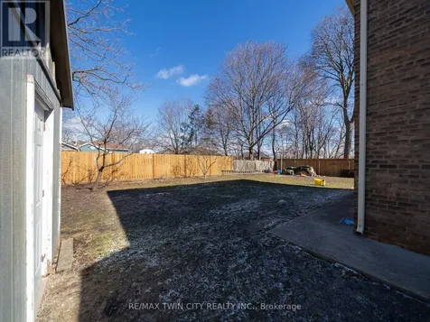84 Sheridan Street Brantford ON N3T 2R4