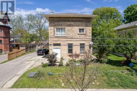 84 Sheridan Street Brantford ON N3T 2R4