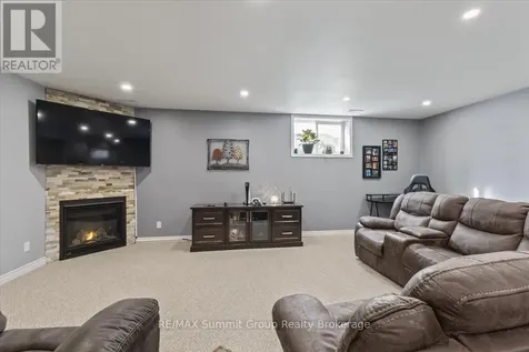 135 Confederation Drive Chatsworth ON N0H 1R0