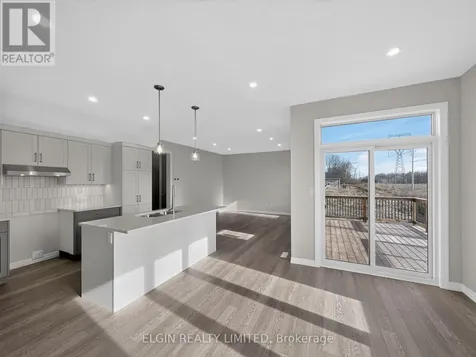 10 Horizon Court Central Elgin ON N5P 0E5