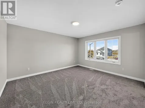 10 Horizon Court Central Elgin ON N5P 0E5