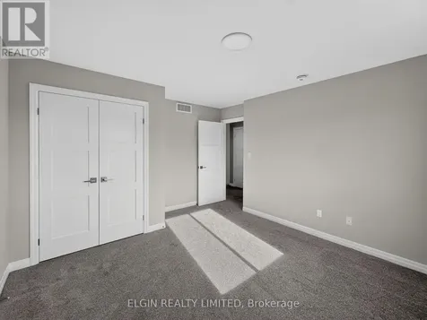 10 Horizon Court Central Elgin ON N5P 0E5