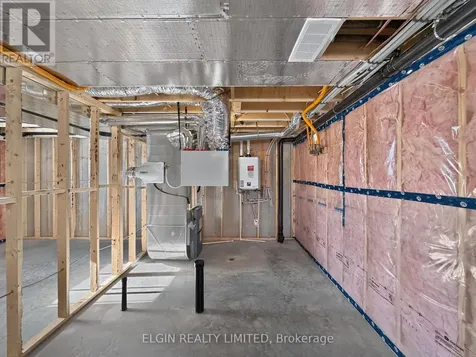 10 Horizon Court Central Elgin ON N5P 0E5