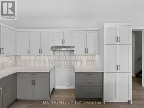 10 Horizon Court Central Elgin ON N5P 0E5