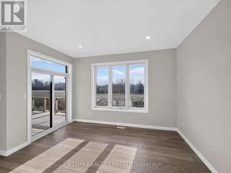 10 Horizon Court Central Elgin ON N5P 0E5