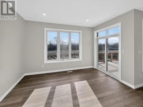9 Horizon Court Central Elgin ON N5P 0E5