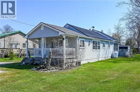 38 Siddall Road Lowbanks ON N0A 1K0
