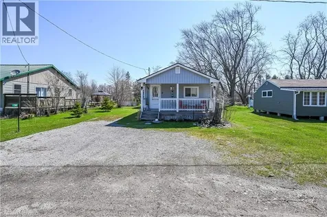 38 Siddall Road Lowbanks ON N0A 1K0