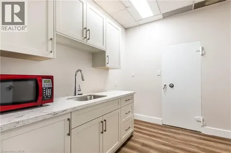 275 Lawrence Avenue Kitchener ON N2M 1Y3