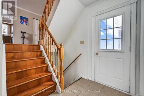 1311 Cuthbertson Avenue Brockville ON K6V 6Y2