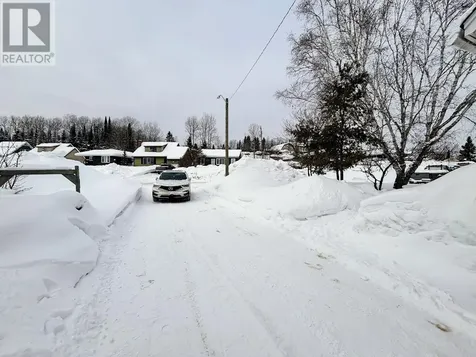 7 Mona Drive Manitouwadge ON P0T 2C0