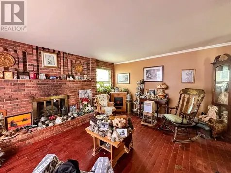 7 Mona Drive Manitouwadge ON P0T 2C0