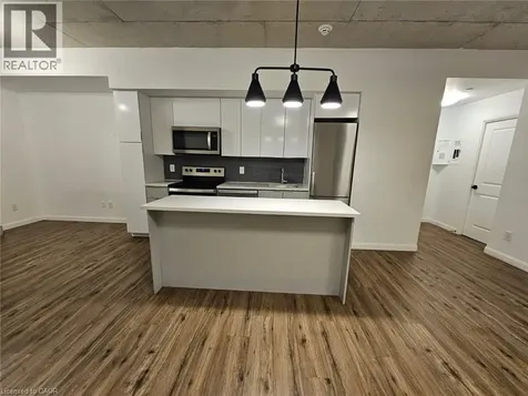 7 Erie Avenue Brantford ON N3S 2E7