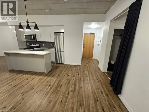 7 Erie Avenue Brantford ON N3S 2E7