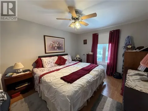 58 Washington Crescent Elliot Lake ON P3A 2L7