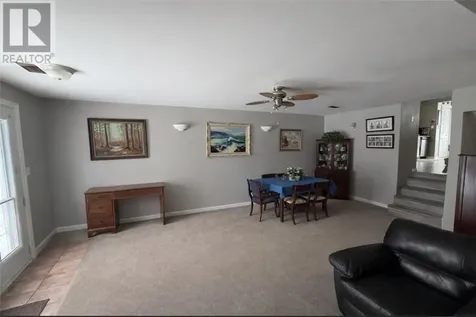 58 Washington Crescent Elliot Lake ON P3A 2L7