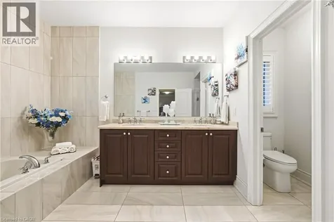 60 Golden Hawk Drive Waterdown ON L8B 1W9