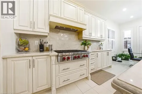 60 Golden Hawk Drive Waterdown ON L8B 1W9