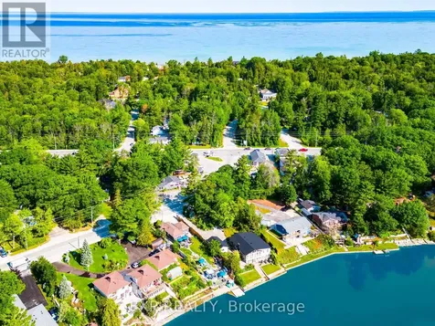 27 Sunnidale Road South Wasaga Beach ON L9Z 2M5