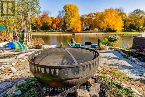 27 Sunnidale Road South Wasaga Beach ON L9Z 2M5