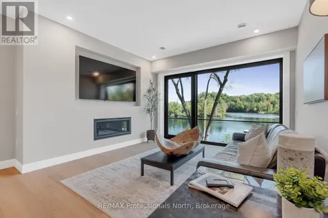 32 Brunel Road Huntsville ON P1H 1P5