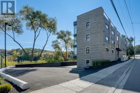 32 Brunel Road Huntsville ON P1H 1P5