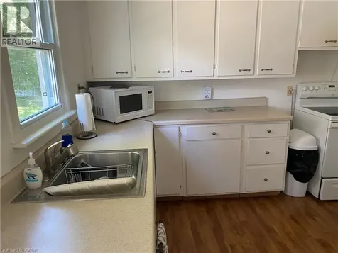 322 Oxford Avenue Crystal Beach ON L0S 1B0