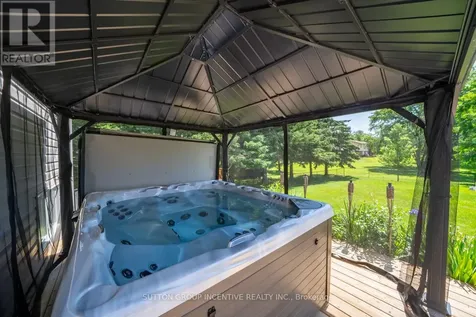 1277 Sunnidale Road Springwater ON L4M 4S4