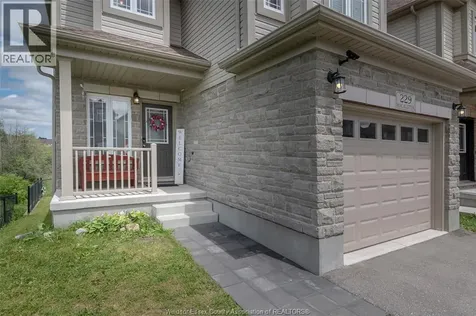 229 Macalister Boulevard Guelph ON N1G 0G8