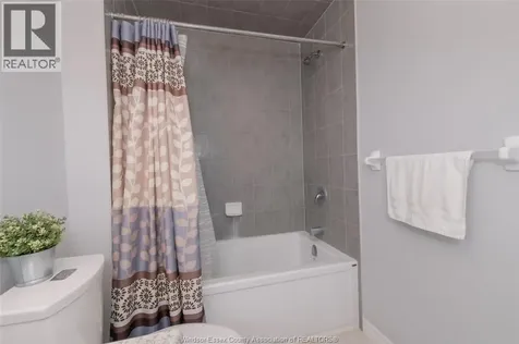 229 Macalister Boulevard Guelph ON N1G 0G8