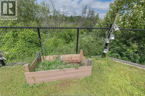 229 Macalister Boulevard Guelph ON N1G 0G8
