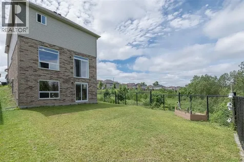 229 Macalister Boulevard Guelph ON N1G 0G8
