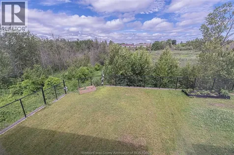 229 Macalister Boulevard Guelph ON N1G 0G8