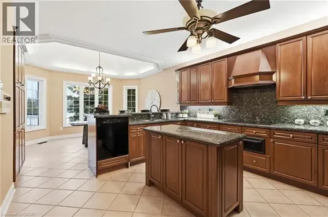 4184 Arbourfield Drive Burlington ON L7M 4A5