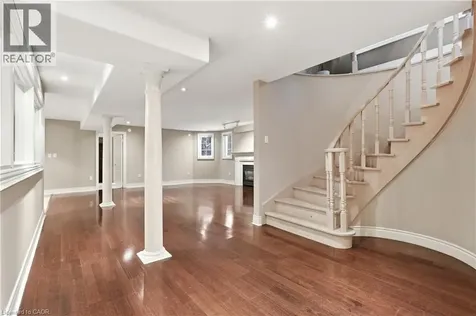 4184 Arbourfield Drive Burlington ON L7M 4A5