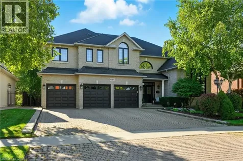 4184 Arbourfield Drive Burlington ON L7M 4A5