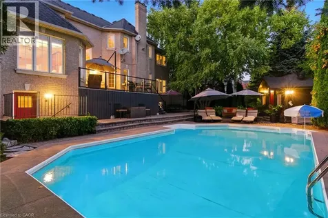 4184 Arbourfield Drive Burlington ON L7M 4A5