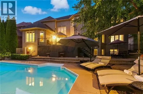 4184 Arbourfield Drive Burlington ON L7M 4A5