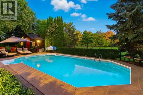 4184 Arbourfield Drive Burlington ON L7M 4A5