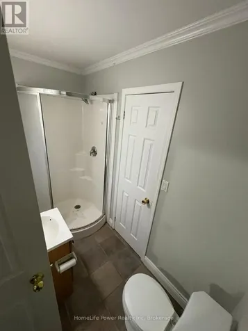 1426 Victoria Street North Kitchener ON N2B 3E2