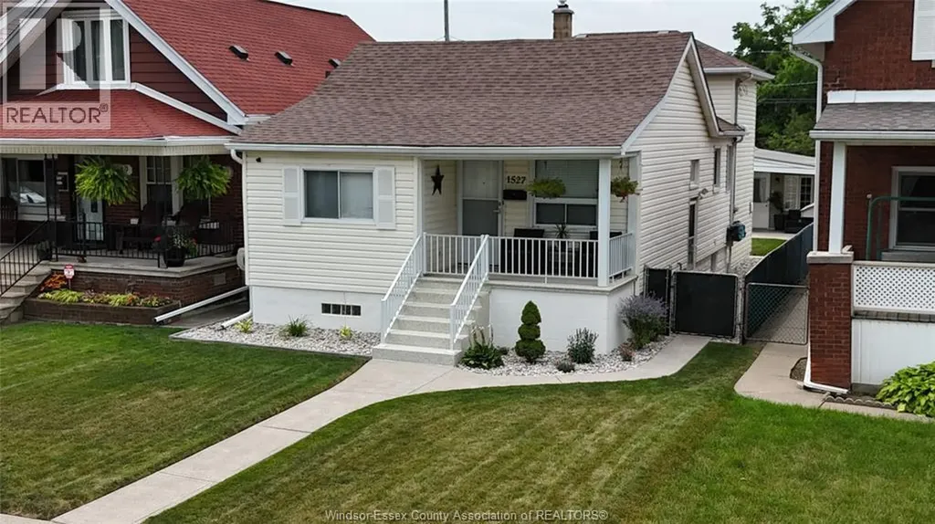 1527 Pierre Windsor ON N8X 4P6
