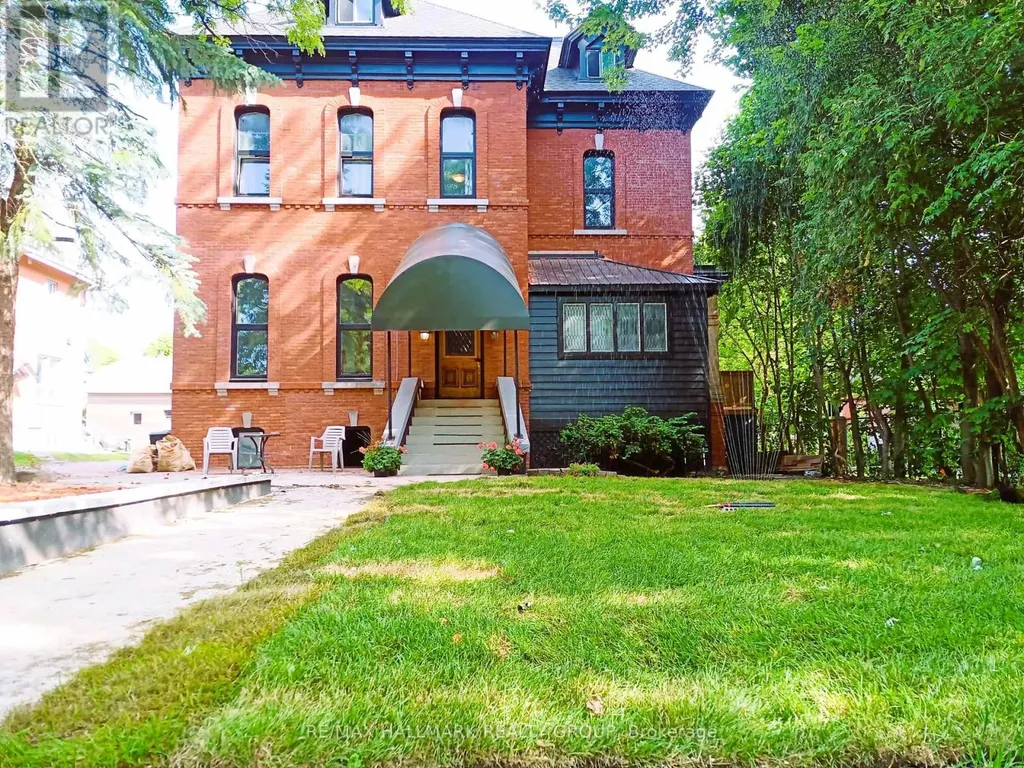 460 Wilbrod Street Ottawa ON K1N 6M8
