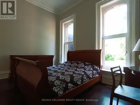 460 Wilbrod Street Ottawa ON K1N 6M8
