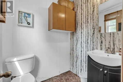 21052 Birch Avenue South Glengarry ON K0C 1N0