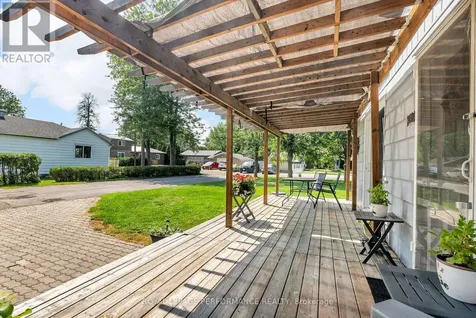 21052 Birch Avenue South Glengarry ON K0C 1N0