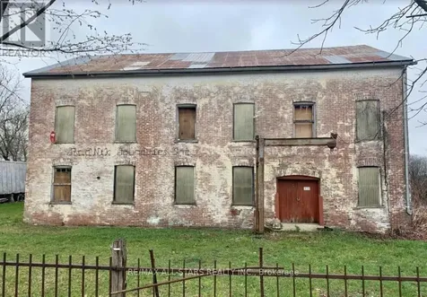 175 Laidlaw Street North Brock ON L0E 1E0
