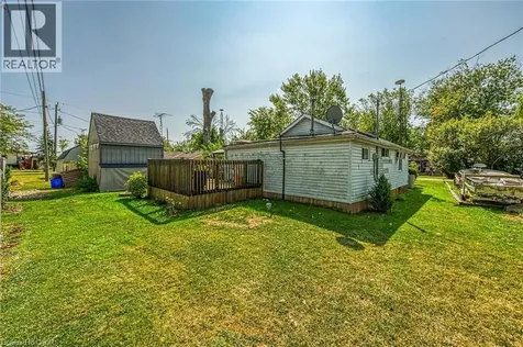 17 Maple Lane Selkirk ON N0A 1P0