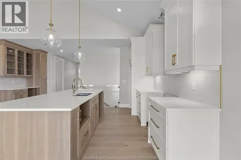 516 Orsini Lakeshore ON N0R 1A0